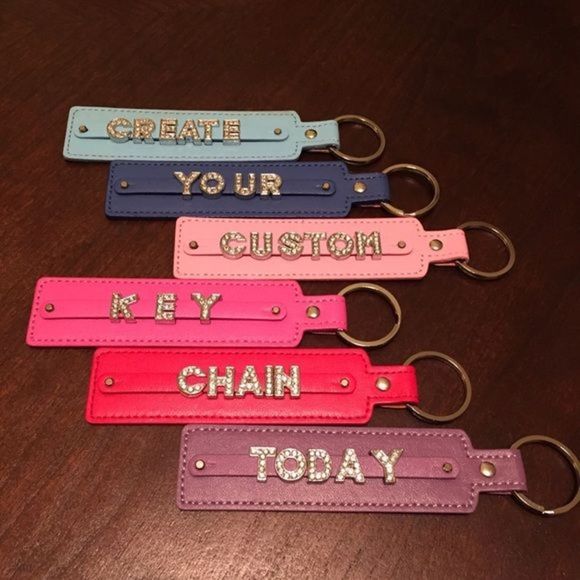 Quinn-Tessential Designs Accessories - 𝅺•CUSTOM• Key Chains